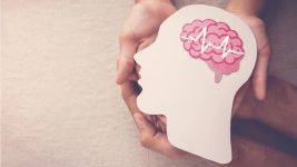 Šta je EEG snimanje i kako funkcioniše?